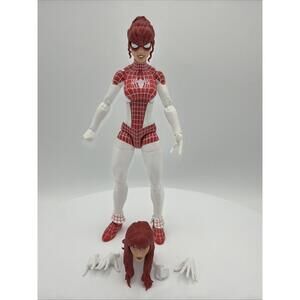 Marvel Legends Amazing Spider-Man Renew Your Vows Spinneret Mary Jane